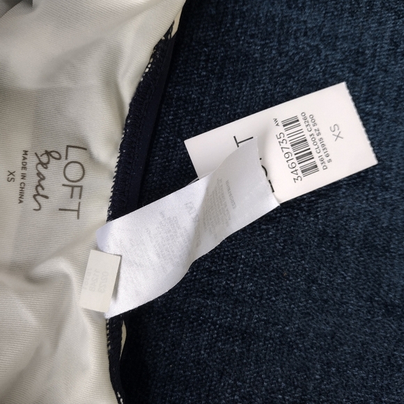 NWT LOFT Beach Striped Plunge One Piece Swimsuit Navy White Stripe XS - Picture 5 of 8